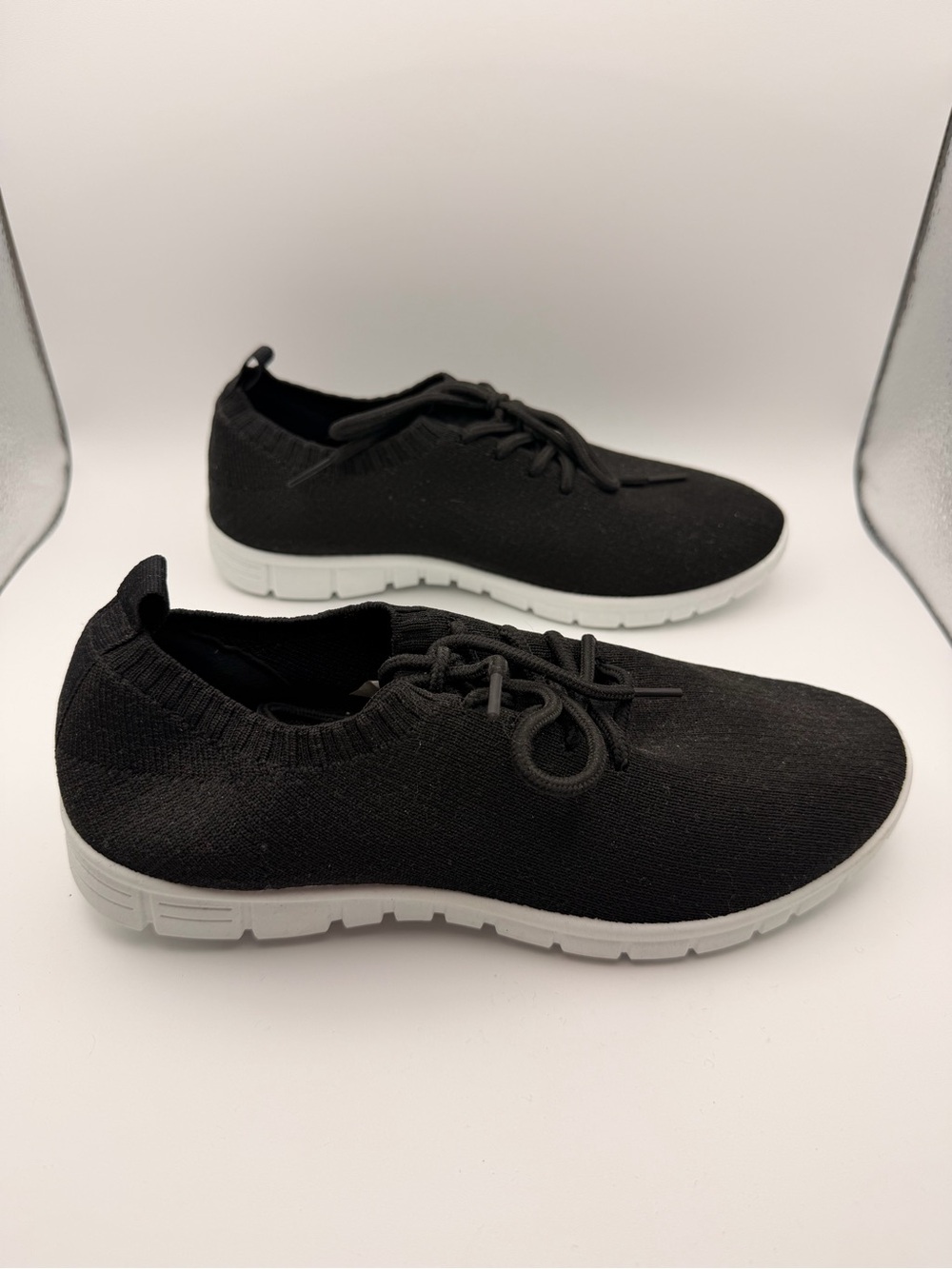 NEW FREEDOM FIT ZONE BLACK KNIT LACE UP SNEAKERS WOMEN’S SIZE 6W